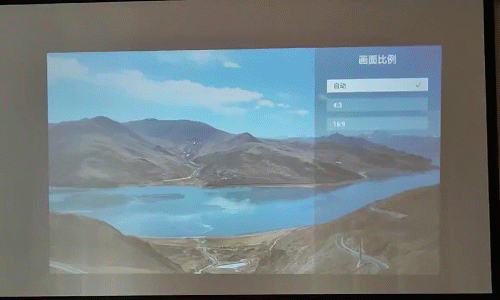 HOMAX享受家庭巨幕電影：泰捷WEBOX T1s智慧投影