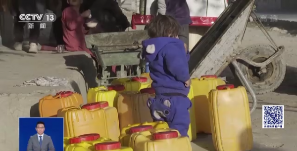 缺水、缺糧.……阿富汗民眾在美國留下的爛攤子中掙扎 缺水、缺糧.……阿富汗民眾在美國留下的爛攤子中掙扎