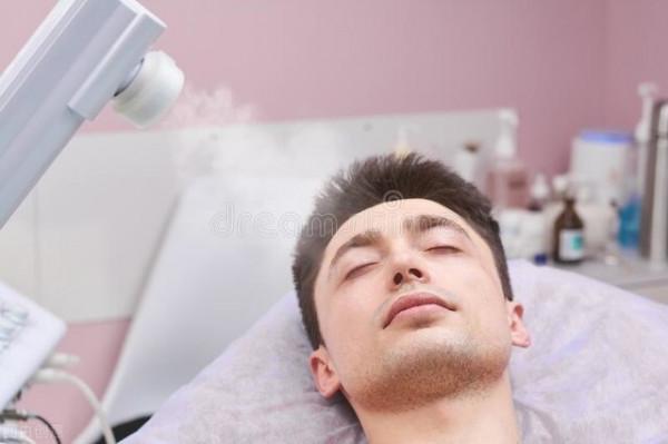 如何用天然方法收縮毛孔