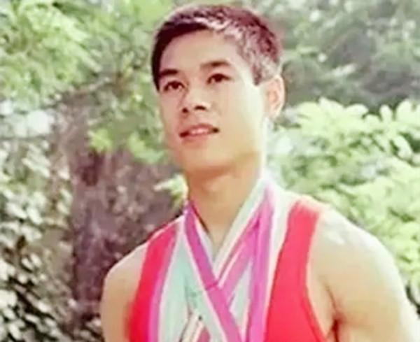 &OpenCurlyDoubleQuote;體操王子&rdquo;李寧身價百億，58歲頭髮脫落，59歲妻子仍風韻猶存