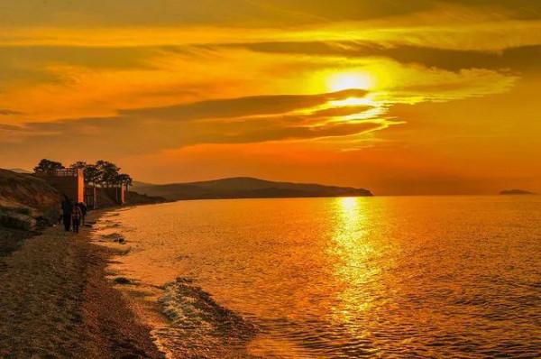 歡迎來到美麗富饒的貝加爾，中俄友誼長存