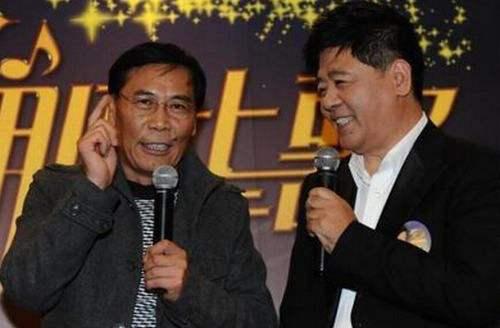 著名相聲演員笑林：結婚父母不來也幸福，59歲讓妻子流淚