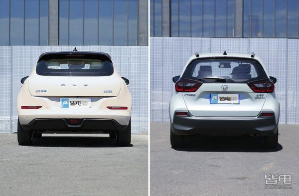 十萬塊女性買車怎麼選？尤拉好貓還是本田飛度，線上等...