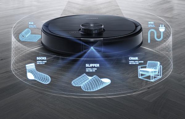 掃地機器人“雙雄會”：科沃斯更大，石頭科技更美？