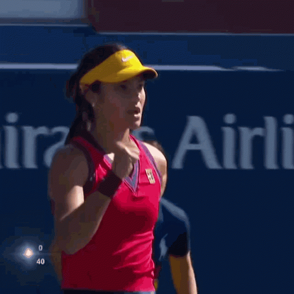 時尚圈和英王室寵愛的18歲華裔女孩，東北話說得好溜