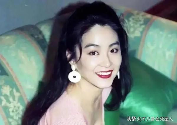 10位自然衰老的中老年女星，面板鬆弛滿面皺紋，但比整容臉舒服