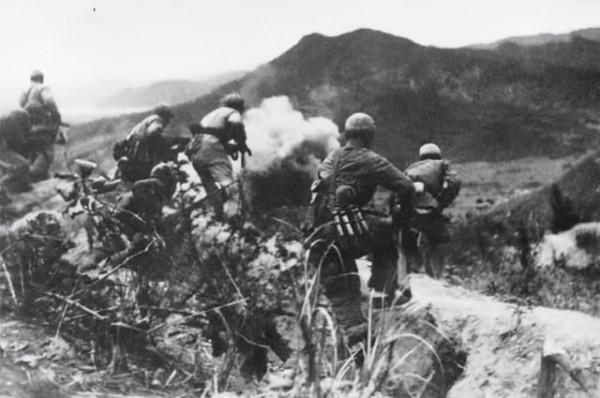 如果你是位戰爭片導演,你會在波瀾壯闊的革命戰爭史中去講述一個怎樣的故事? 如果你是位戰爭片導演,你會在波瀾壯闊的革命戰爭史中去講述一個怎樣的故事?