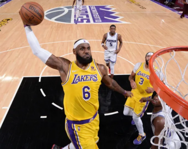 倫納德175場得分上雙,東契奇116場!詹姆斯呢?太誇張了 倫納德175場得分上雙,東契奇116場!詹姆斯呢?太誇張了