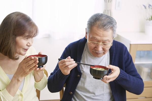 日本平均壽命預期84歲?調查9萬日本人飲食:“七多吃一少吃” 日本平均壽命預期84歲?調查9萬日本人飲食:“七多吃一少吃”