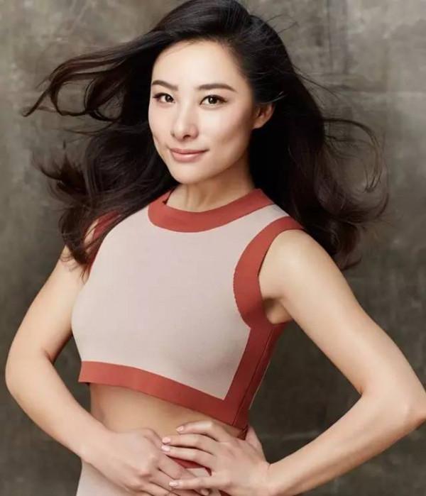 &OpenCurlyDoubleQuote;體操皇后&rdquo;劉璇：不嫁豪門嫁愛情，40歲生2胎，風光背後有淚水