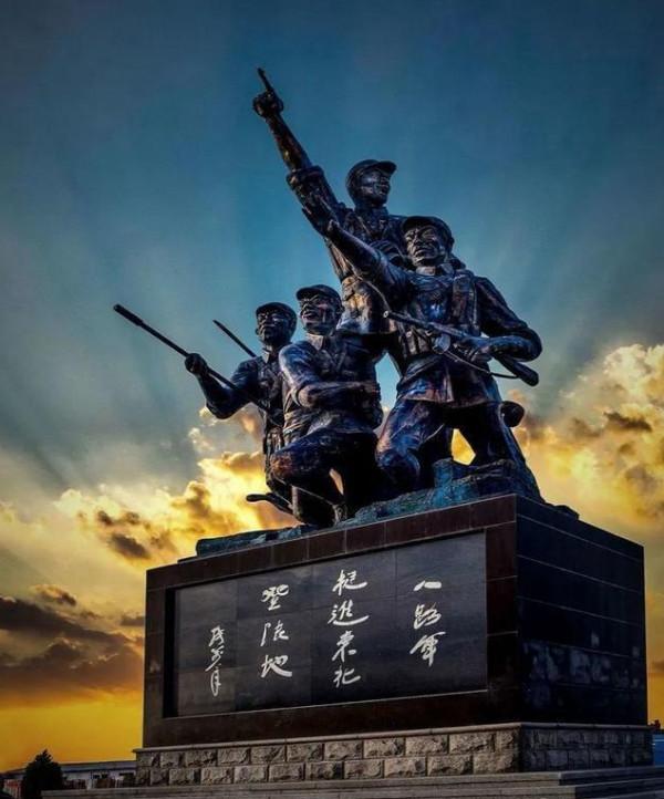 中央派去東北100個架子團，為何組建？組織沿革？兵力規模？