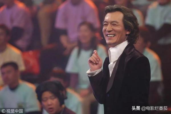 這些年離世的央視主播，兩名出意外，5位患癌逝世，最年輕僅33歲