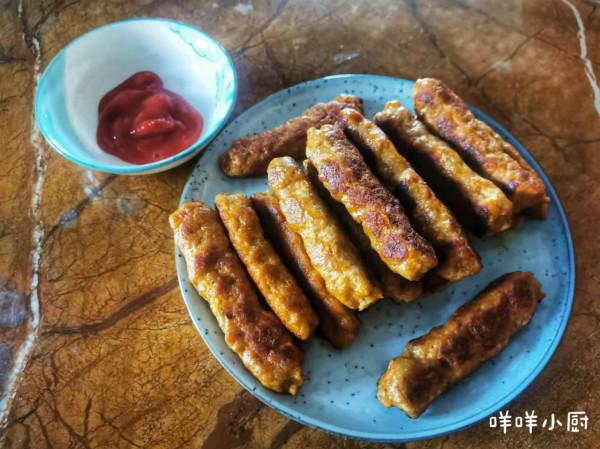 不要腸衣,不要模具也能做的小肉腸,方法簡單,而且零新增更健康 不要腸衣,不要模具也能做的小肉腸,方法簡單,而且零新增更健康