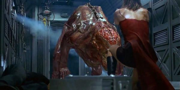 盤點《生化危機》電影中的14種恐怖怪物，喪屍犬僅排第10