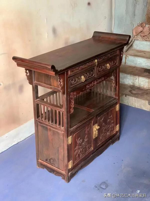 大紅酸枝香案桌