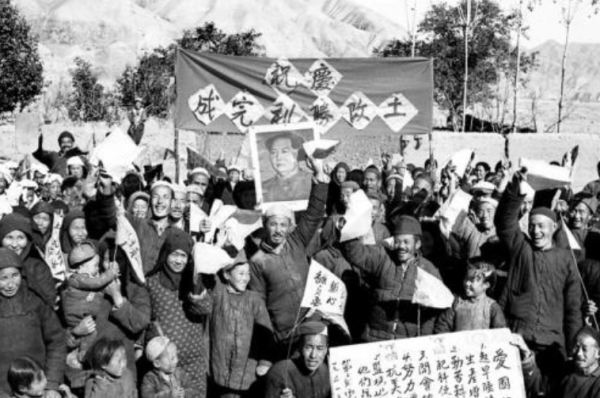 抗日戰爭VS抗美援朝:面對強敵,為何1個經濟崩潰,1個越打越好? 抗日戰爭VS抗美援朝:面對強敵,為何1個經濟崩潰,1個越打越好?