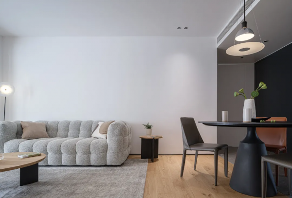 140㎡現代簡約風格新房裝修，臥室衣帽間愛了