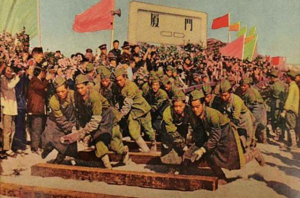 1954年，王震被一縣長抓了起來，王震：你沒槍斃我，算我王震命大