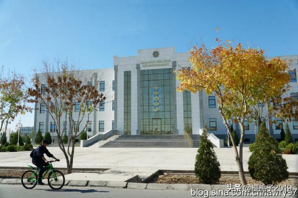 探訪中亞最神秘的國家——土庫曼(圖) 探訪中亞最神秘的國家——土庫曼(圖)