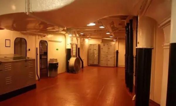 075海南艦艙室揭秘，現代軍艦有多豪華？艙室面面俱到