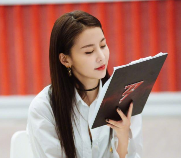 賈青在專攻富二代的路上,王思聰為何成最大的絆腳石?她做了什麼 賈青在專攻富二代的路上,王思聰為何成最大的絆腳石?她做了什麼