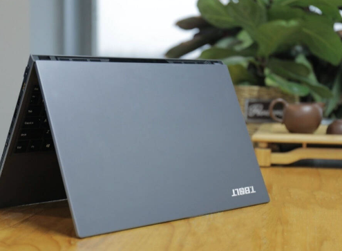 商務輕薄本：臺電閃電之翼的T&period;BOLT10 DG