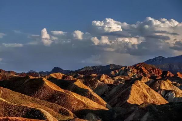 張掖七彩丹霞——華冠全球 張掖七彩丹霞——華冠全球