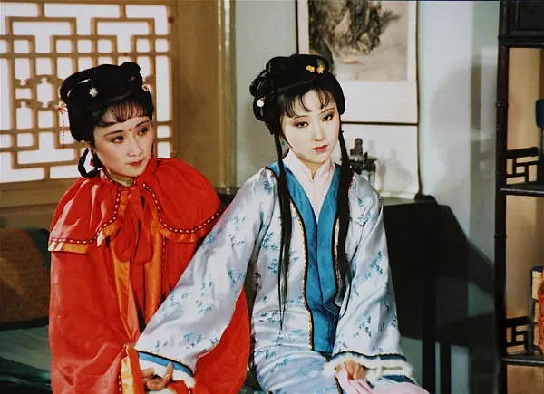 披帛、披肩、斗篷、蓑衣,87版《紅樓夢》才是yyds 披帛、披肩、斗篷、蓑衣,87版《紅樓夢》才是yyds