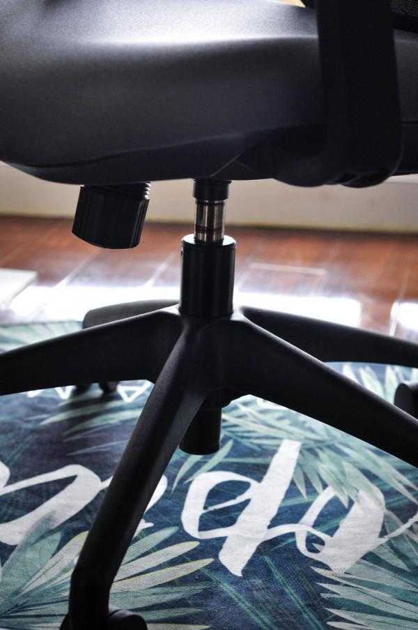 那些自己掏腰包搬回家的公司裝置，7000字小書房神器清單請收好