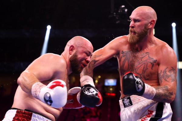 原形畢露！科納奇堅持了六個回合，再次被芬蘭老將海倫紐斯擊敗