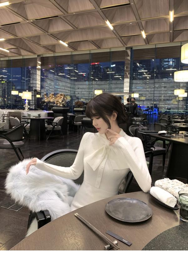 經典領結針織收腰氣質連衣裙，自帶一種讓人無法拒絕的優雅氣質