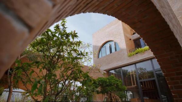 紅磚毛坯房不但能藝術也能很適用