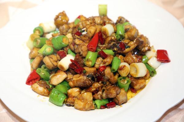 辣子雞怎麼炒好吃又簡單家常的做法 辣子雞怎麼炒好吃又簡單家常的做法