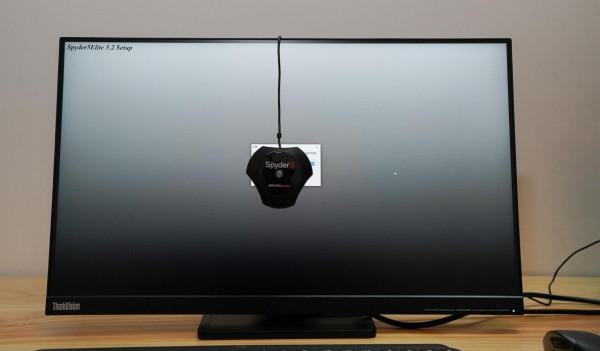 聯想ThinkVision23&period;8英寸 商務辦公顯示器E24q開箱