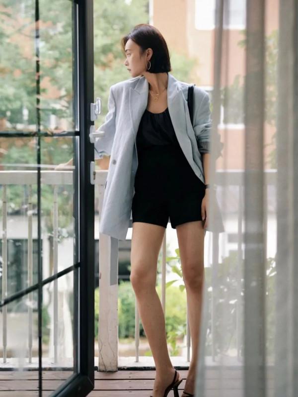 2021秋冬“大女人風”最流行,夠颯夠時髦 2021秋冬“大女人風”最流行,夠颯夠時髦