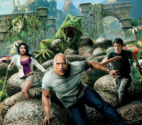 改編自大師儒勒·凡爾納的經典小說《神秘島》，巨石強森經典力作