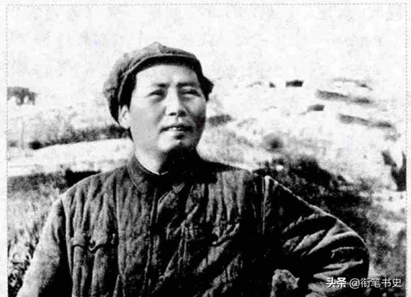 1986年，一位73歲老婦人走進烈士陵園，指著一塊墓碑說：這就是我