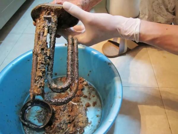 電熱水器安裝位置、佈線、安全、清洗、節電全攻略