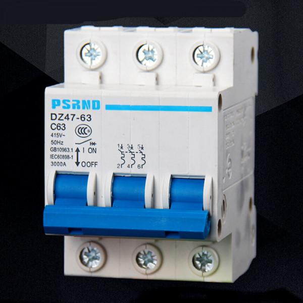 家庭裝修做配電箱裡，空氣開關和漏保不能同時裝，這是真的嗎？