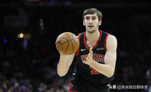 可喜可賀！勇士雄鹿尼克斯完成三人交易簽約，庫裡迎來得力幫手