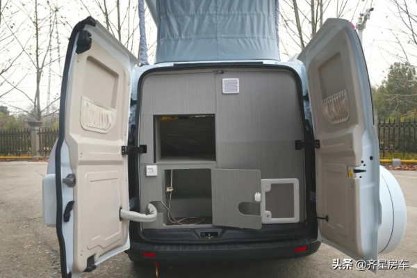 新全順低頂2+2+2佈局，滿足一家六口出行，兼顧通勤代步商務旅遊