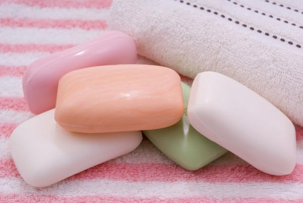 車內為什麼要放香皂？老司機：這可不是為了洗手，關鍵時有大用處