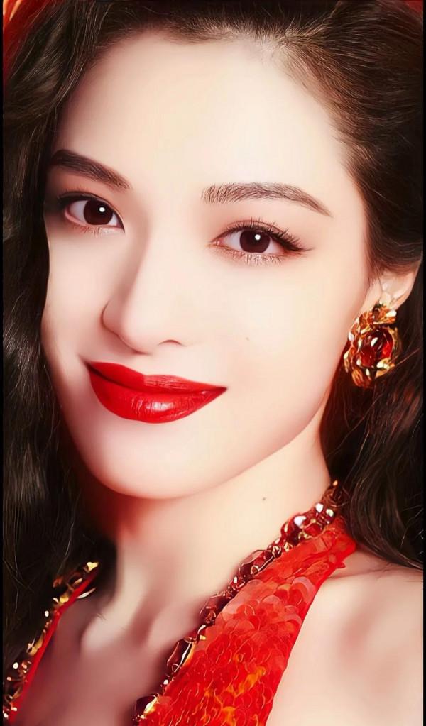 《王牌部隊》江南征飾演者鍾楚曦