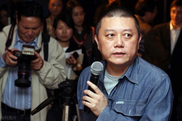 趙忠祥是公交車？王朔的犀利差評，劉曉慶的書畫作品也會坑老鐵嗎