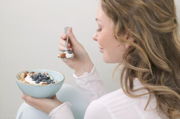 喝粥就能養胃?調理胃腸疾病要因人而異 喝粥就能養胃?調理胃腸疾病要因人而異