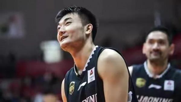 CCTV5直播，內線爭霸，趙繼偉戰費爾德，遼寧戰山西欲取四連勝