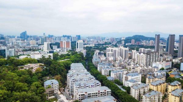 福州超神奇的一棟樓，建築按北斗七星狀排列，颱風來了都要繞著走