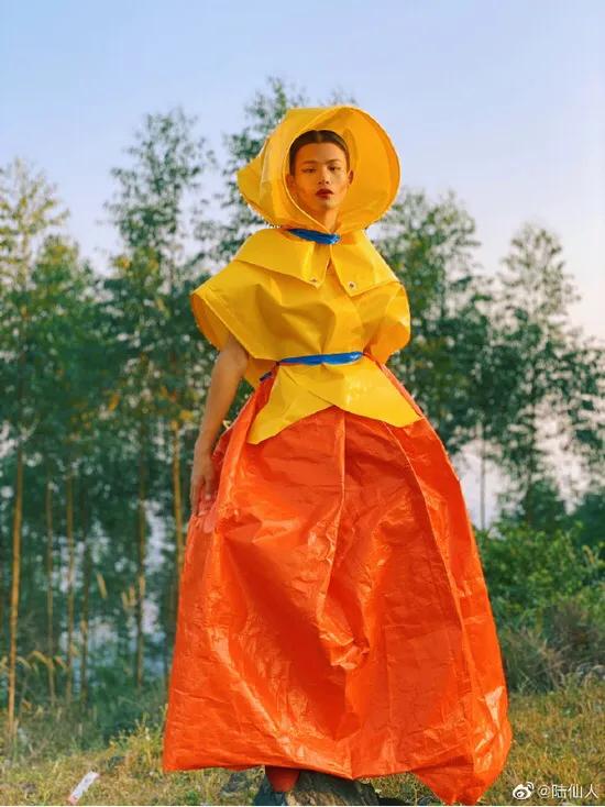 走紅前，他是村民眼中的神經病，走紅後，他是大家心中的國際超模