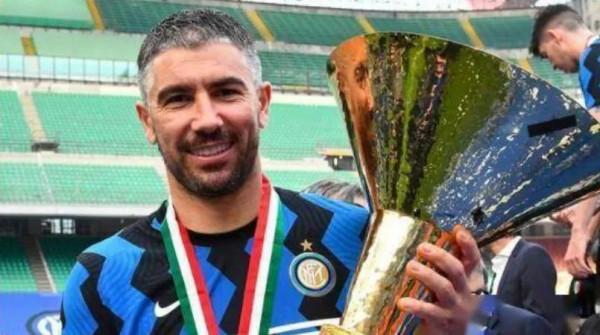 國際米蘭正在努力安置科拉羅夫