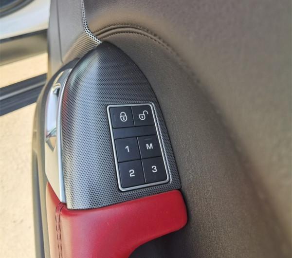 22款路虎攬勝運動版配置解讀，全地形豪華SUV，實力表現如何